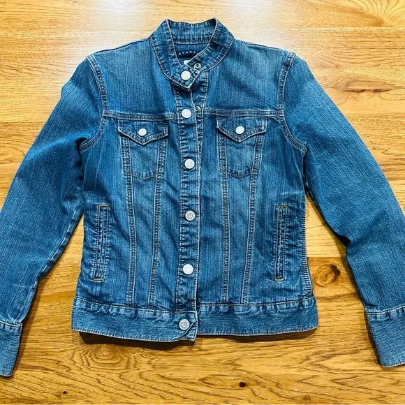 GAP Stretch Denim Jacket in Light Blue - Picture 1 of 3